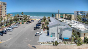 Daytona Shores Inn and Suites